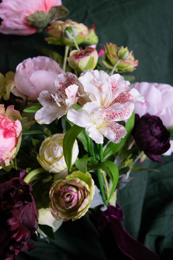 Mothers Day 2 close 2 Mothers Day 2 close 2